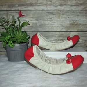 Tahari Gibson Beige Orange Cap Toe Ballet Flats